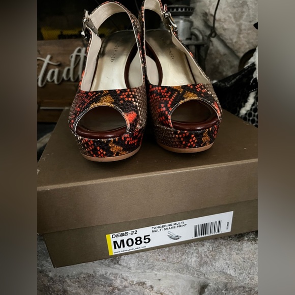 Snake print wedges - Picture 2 of 7